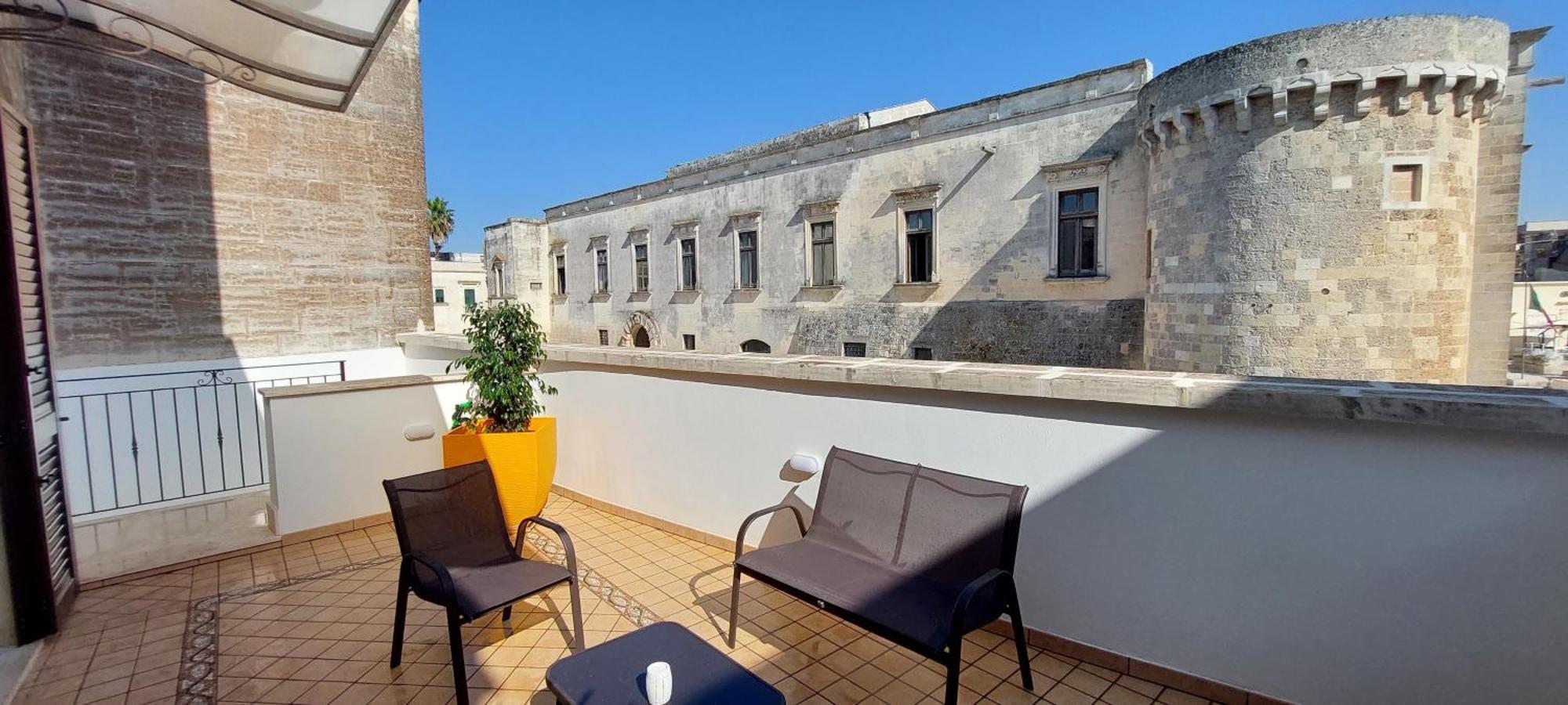 Casa Vacanze Fronte Castello Martano Luaran gambar