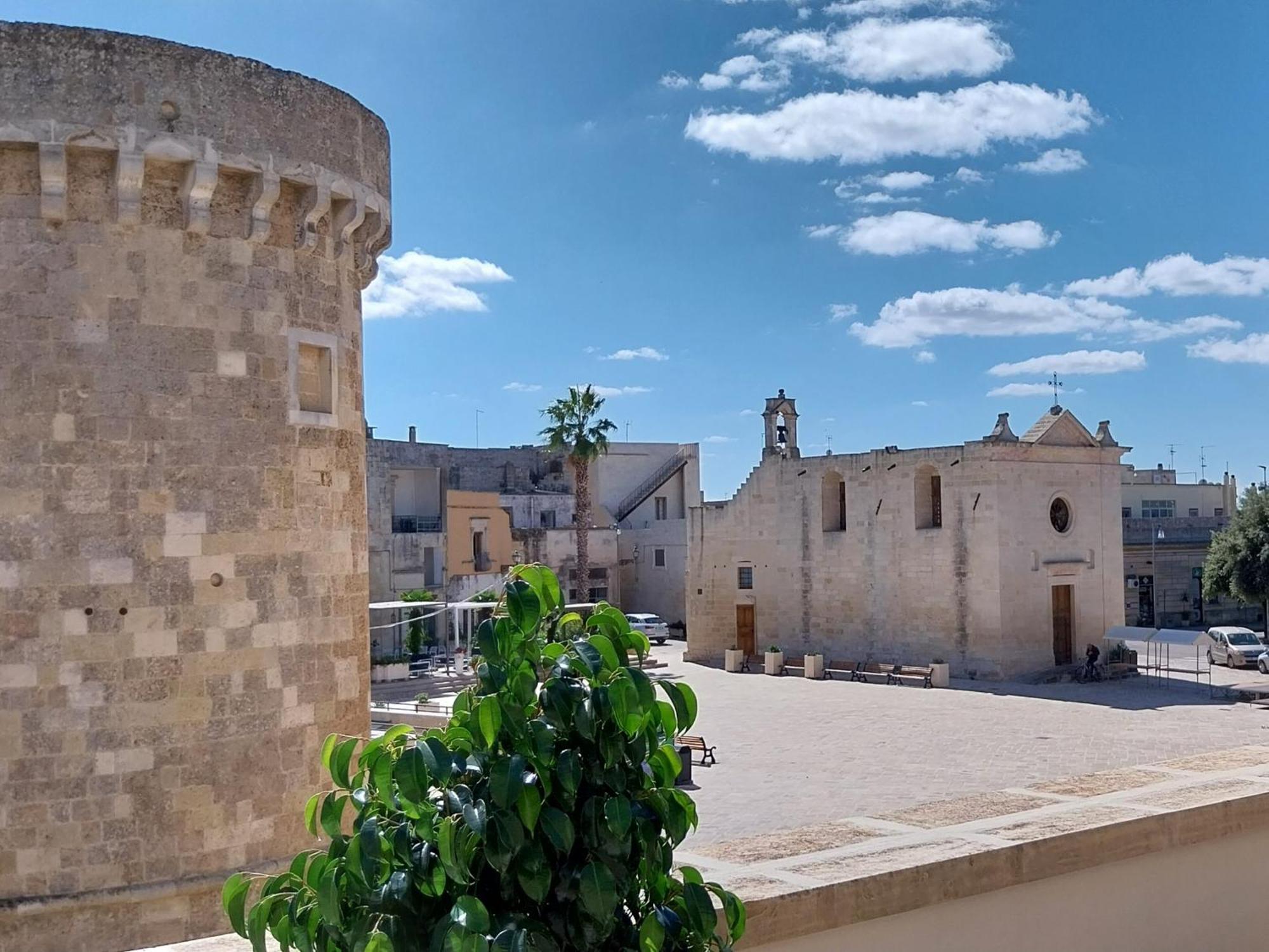 Casa Vacanze Fronte Castello Martano Luaran gambar